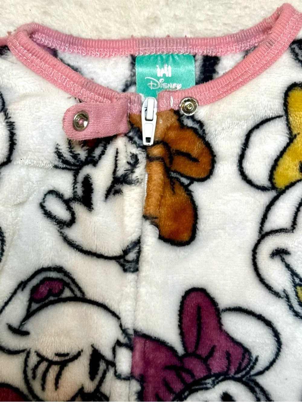 Disney Baby 0-3 months Girls' Minnie Mouse Plush One-Piece with front zipper